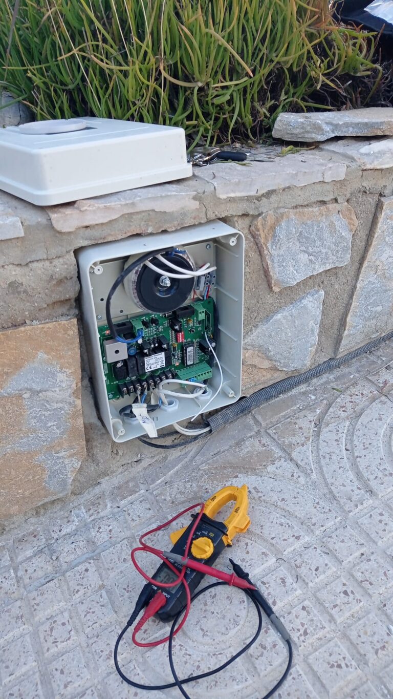 Reparación eléctrica urgente en Torrevieja